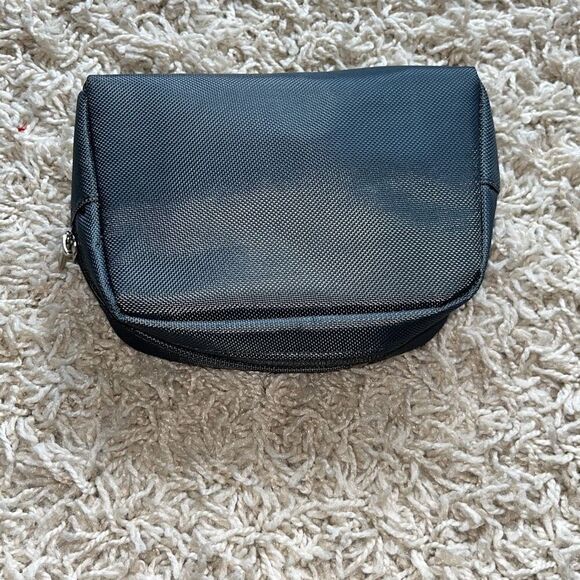 Tumi Small Necessities Bag Full - Picture 2 of 10